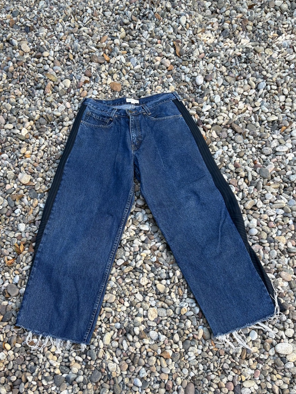 Rentrayage One-of-a-Kind panel jeans with frayed cuffs - size 8